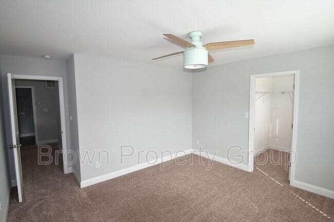 Building Photo - 441 Stonebriar Ave
