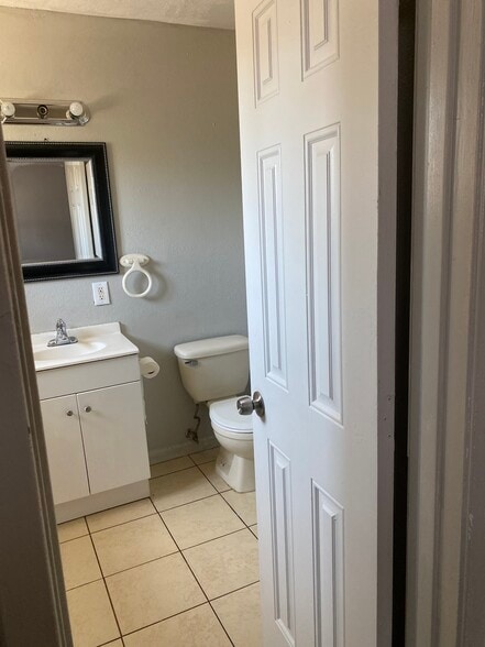 Building Photo - 3105 Carlisle St