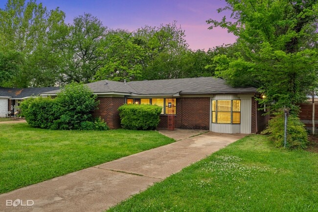 Primary Photo - Check Out this 3 bed 2 bath in Bossier!!