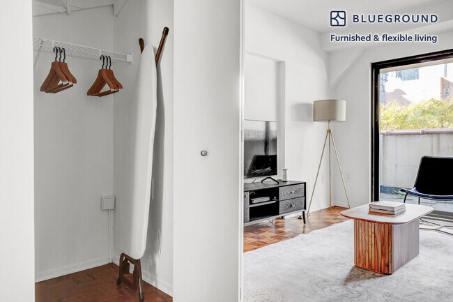 Building Photo - 360 W 34th St.