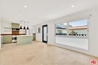 Building Photo - 210 S Hamilton Dr