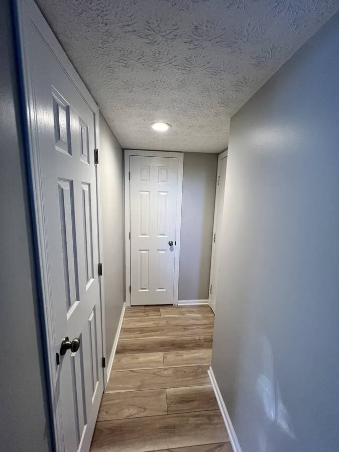 Building Photo - 3909 Heatherglen Dr