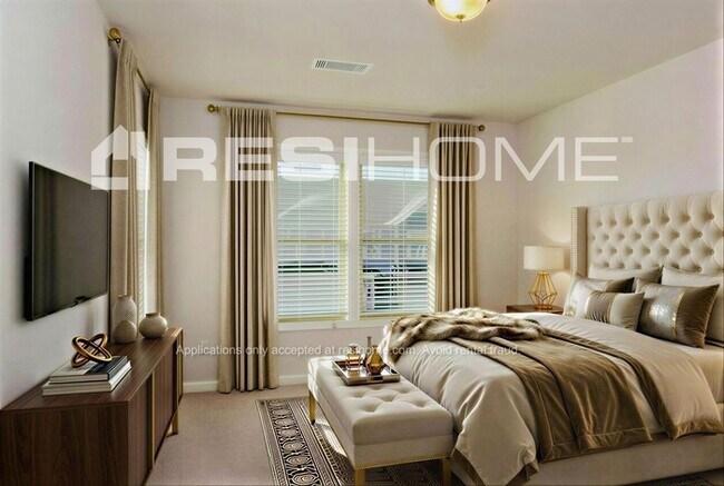 Building Photo - 1005 Tranquil Gdns Pl