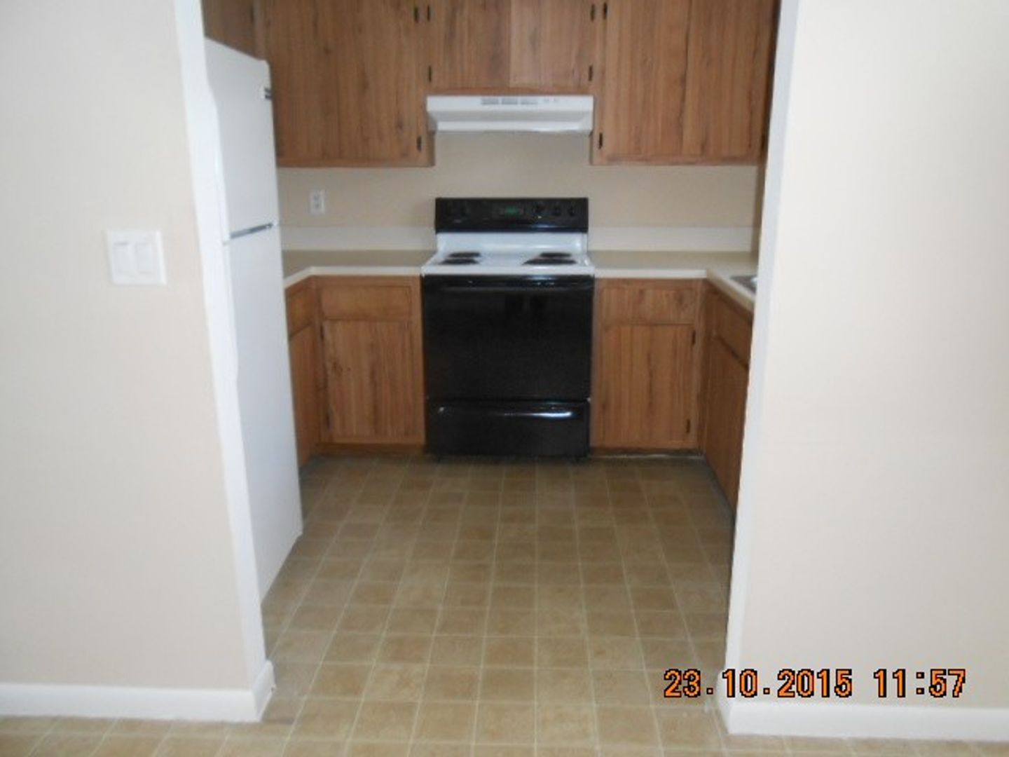 Building Photo - 233 SE Van Loon Terrace