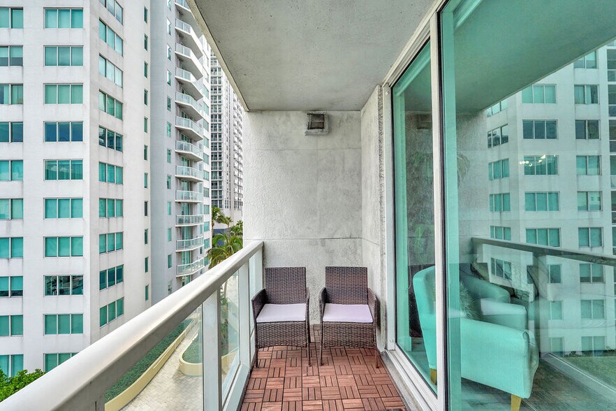Building Photo - 244 Biscayne Blvd