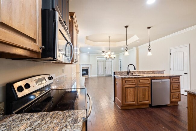 Building Photo - UPCOMING LISTING-CUSTOM BUILT HOME IN PINE...