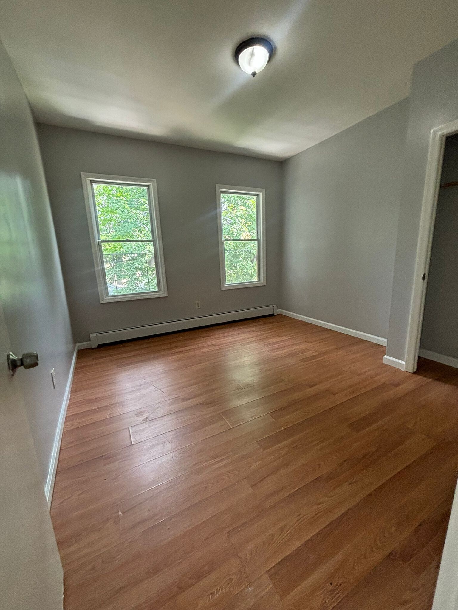 Building Photo - 261 N 19th St