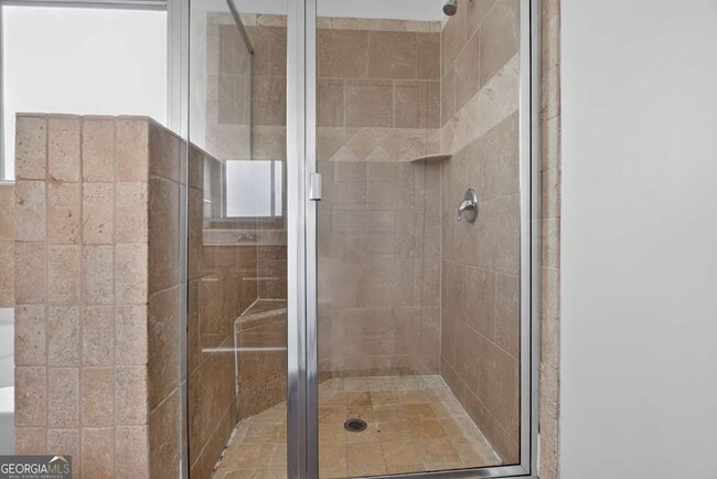 Building Photo - 2210 Apple Orchard Way