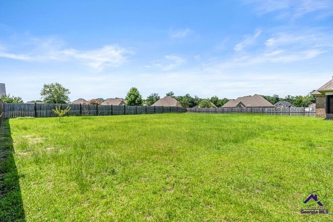 Building Photo - 1052 Chattahoochee Dr.