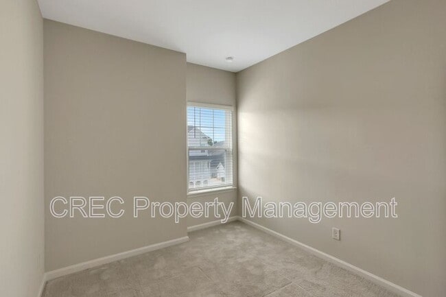 Building Photo - 306 Pathfinder Way
