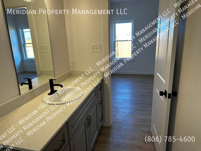 Building Photo - 5802 Urbana Pl