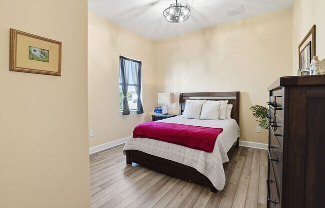 Building Photo - 16408 Pebble Rdg Dr