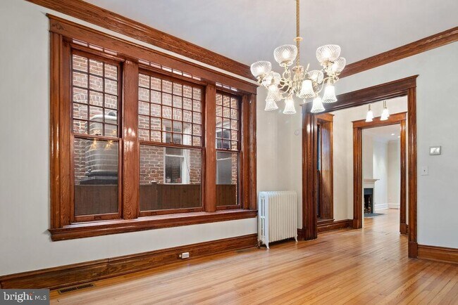 Building Photo - 1120 East Capitol St NE