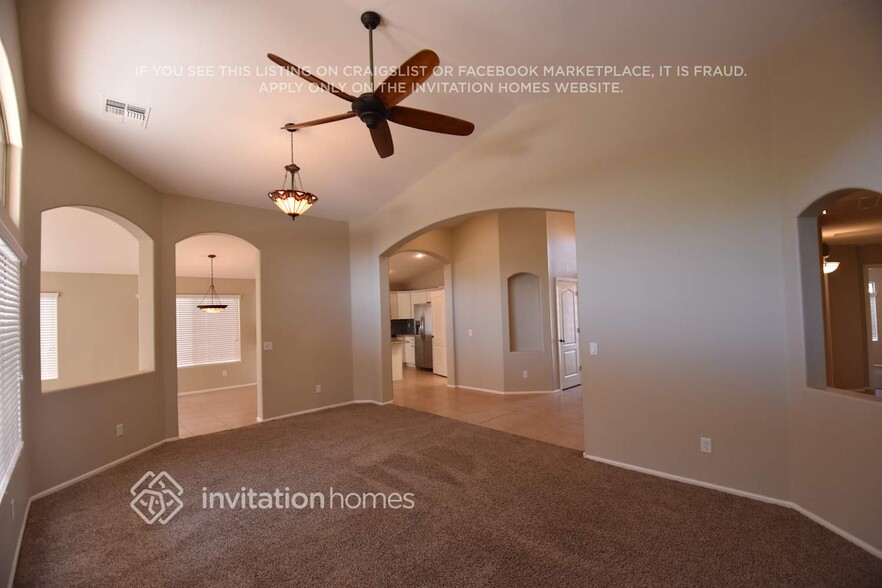 Building Photo - 29463 N Candlewood Dr