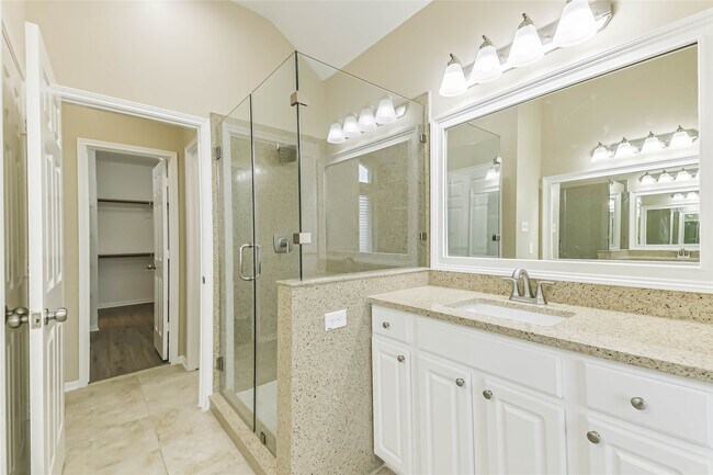 Building Photo - 10542 Oleander Point Dr