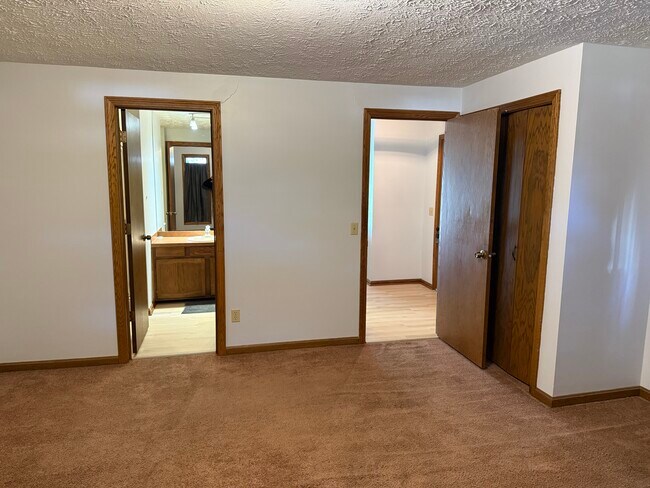 Building Photo - 3112 20th St NW