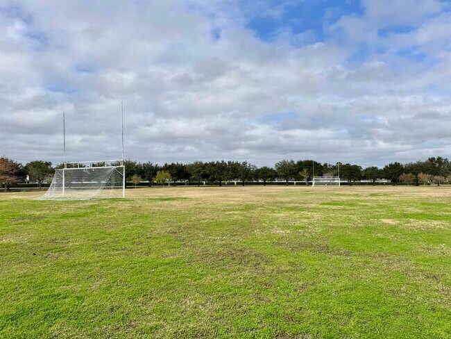 Building Photo - 1012 Arbor Trails Ct