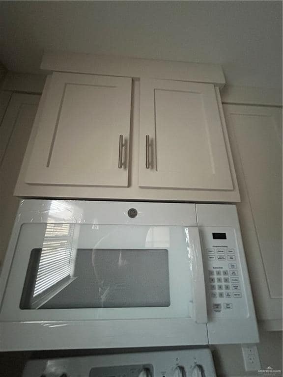 Building Photo - 19 S 1st Ave