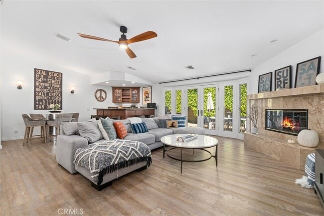 Building Photo - 600 Cliff Dr