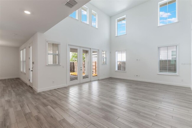 Building Photo - 6442 Rover Wy