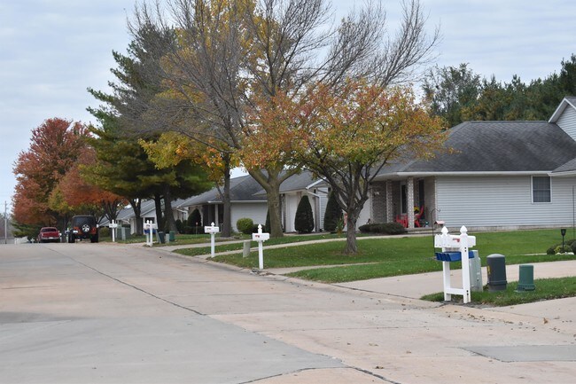 Building Photo - 3023 Bluff Ridge Dr