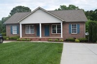 Building Photo - Hollar Duplex Longview