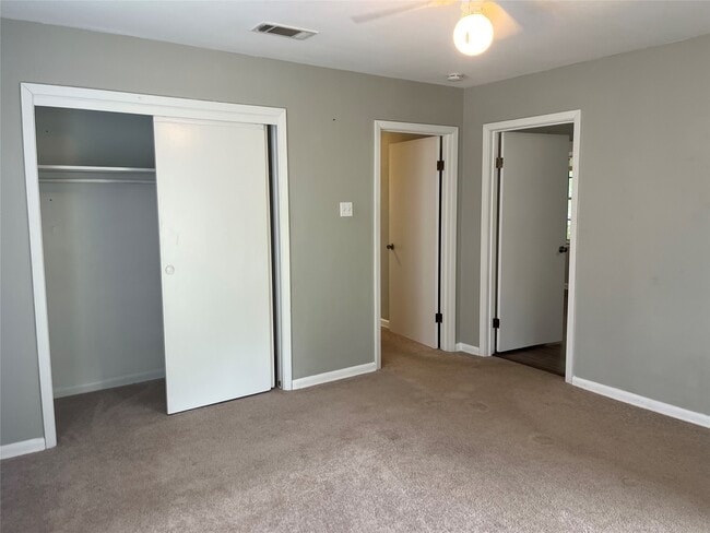 Building Photo - 1002 Fowlkes St