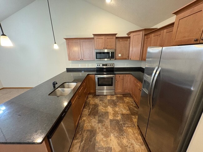 Building Photo - Townhome in Southeast Lincoln