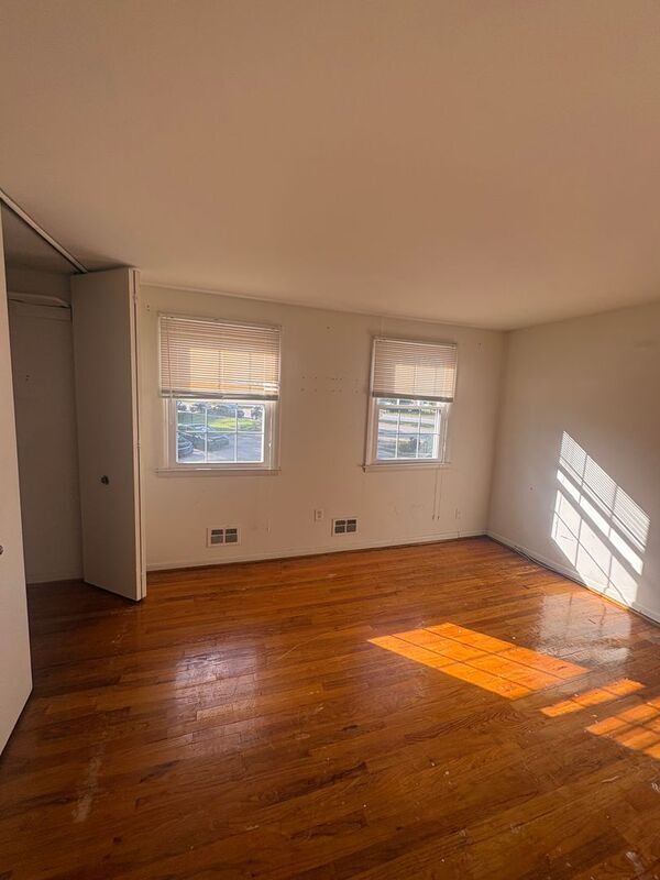 Building Photo - 5521 Walther Ave