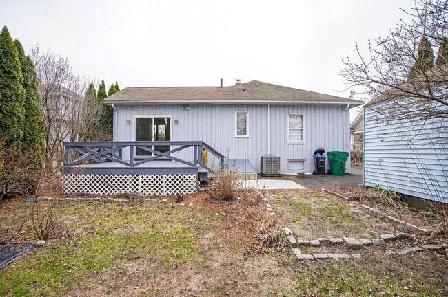 Building Photo - 52 Ludger Ave