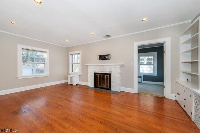 Building Photo - 22 Carolin Rd