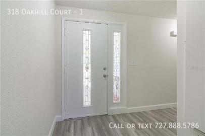 Building Photo - 318 Oakhill Ct