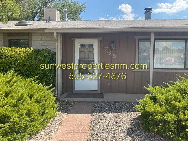 Building Photo - 3 Bedroom, 2 Bath, 2 Car Garage with Fence...