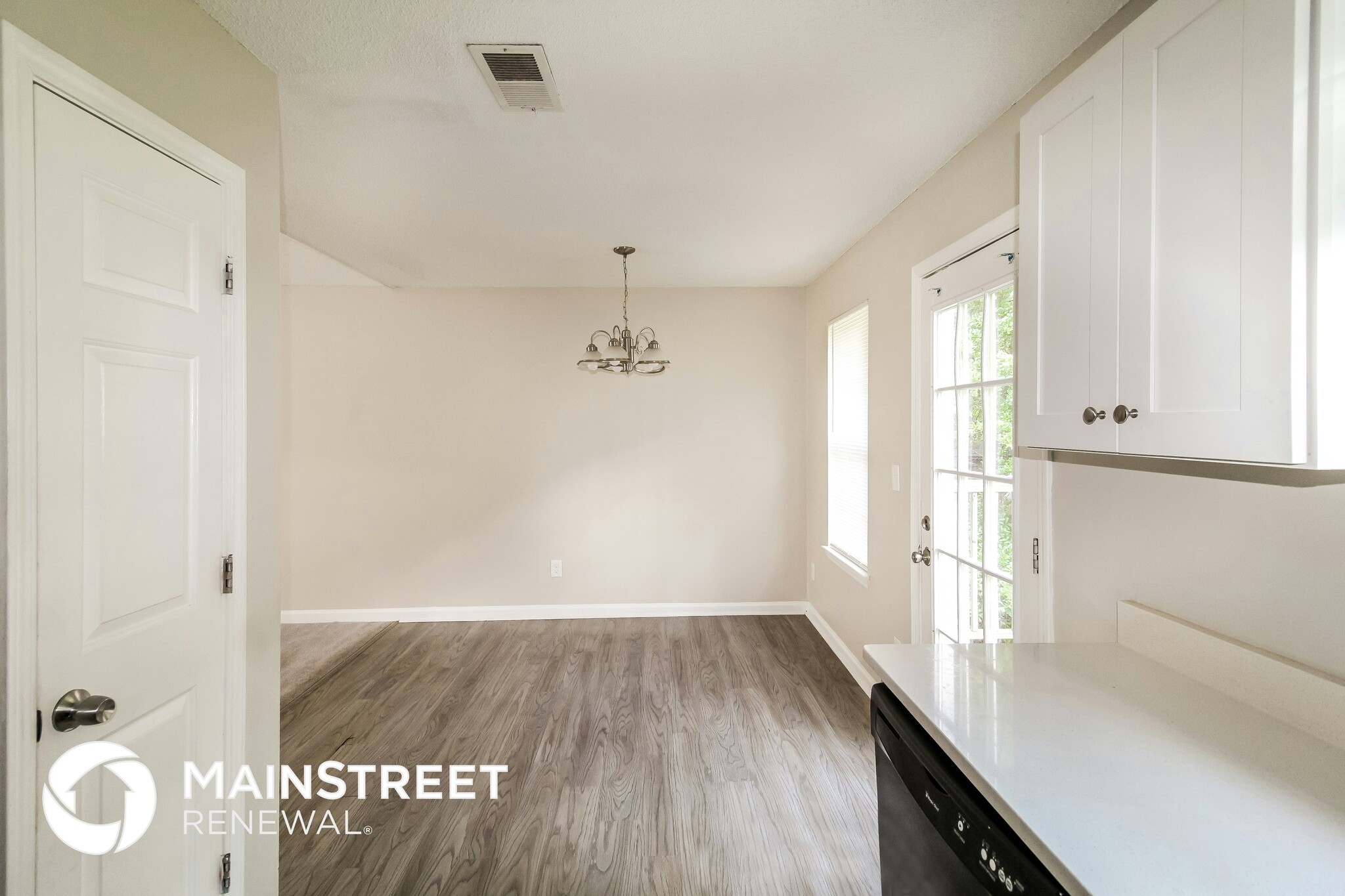 Building Photo - 4240 Ward Bluff Dr