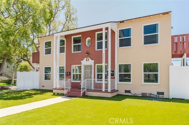 Building Photo - 3002 W Victory Blvd