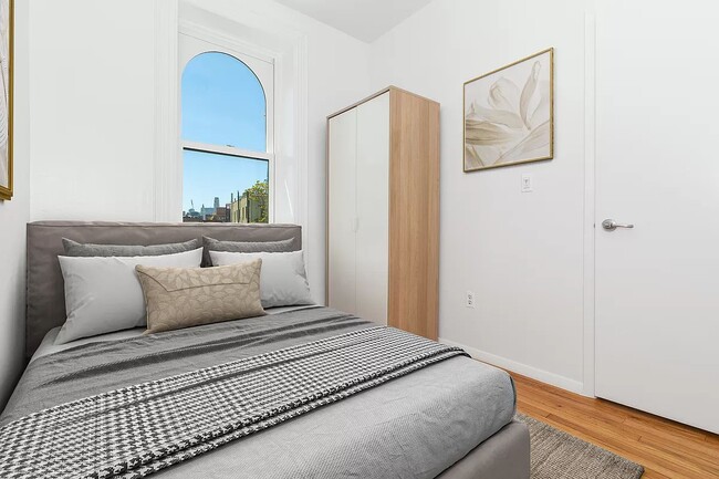 Building Photo - 235 West 12th Street