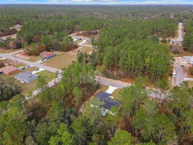 Building Photo - 8070 SW 131st Ln