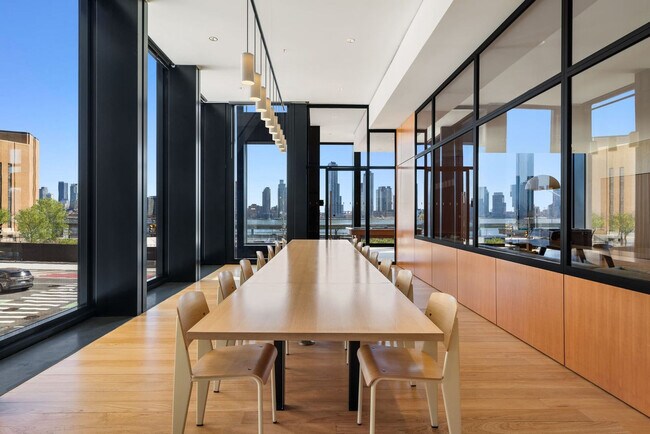 Building Photo - 685 1st Ave