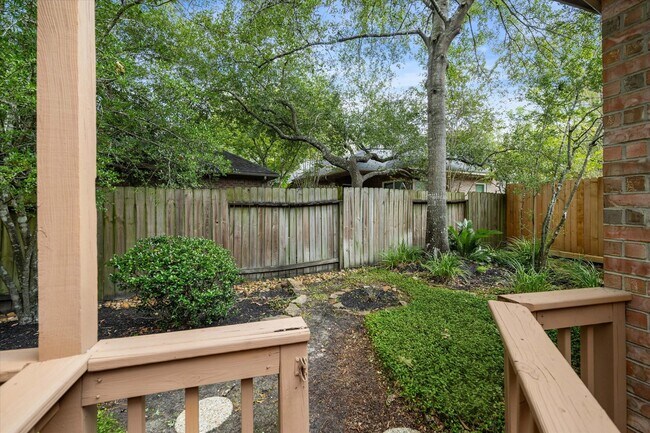 Building Photo - 14 Prism Cove Pl