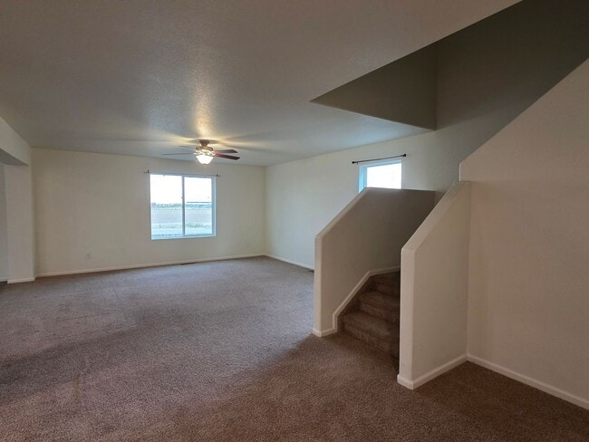 Building Photo - MASSIVE 5 Bedroom Home In Bennett!