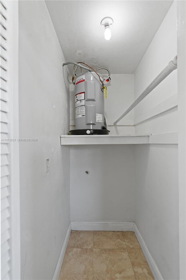 Building Photo - 6406 W Flagler St