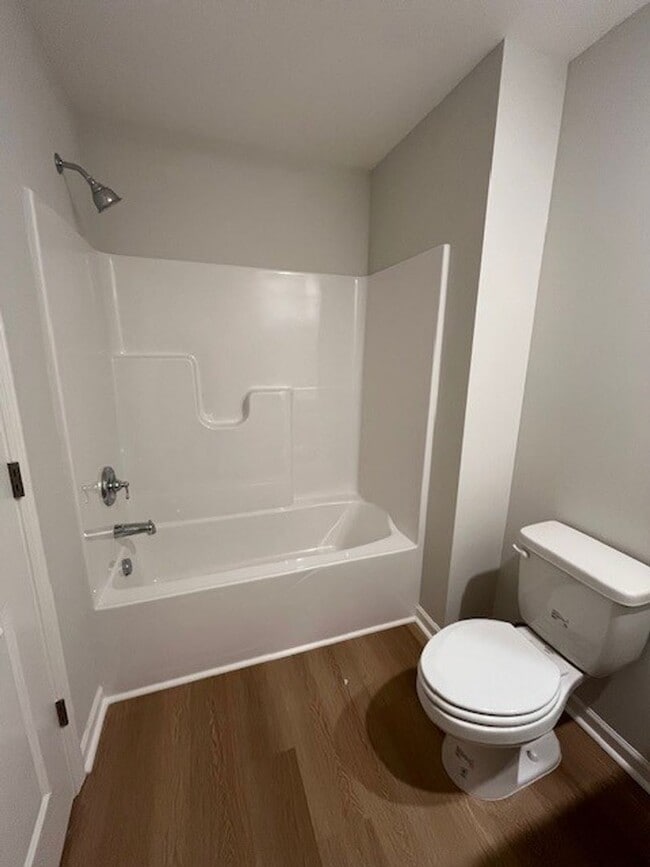 Building Photo - 5086 Northstar Dr