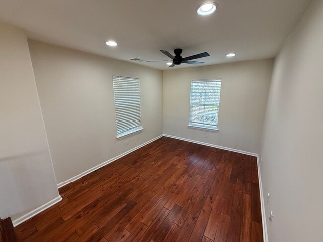 Building Photo - San Ramon's Lovely Windemere, Canadora Two Story Home 3 Br. + Loft, 2.5 Ba.