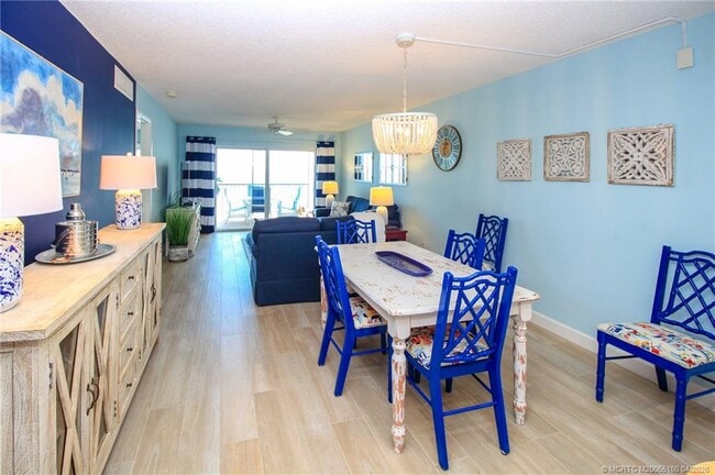 Building Photo - 20 NE Plantation Rd