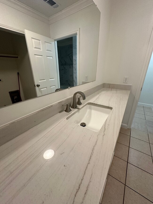 Building Photo - 7811 Helmers St