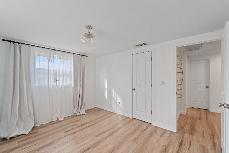 Building Photo - 4526 S Lockwood Ridge Rd