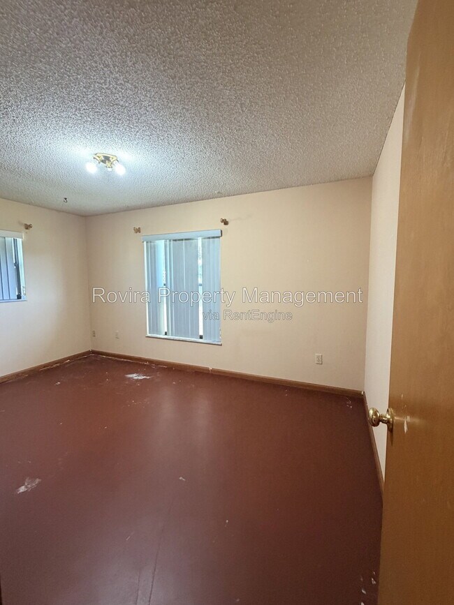 Building Photo - 602 Wallaby Ln