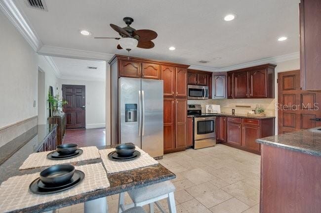 Building Photo - 4609 S Ferncreek Ave