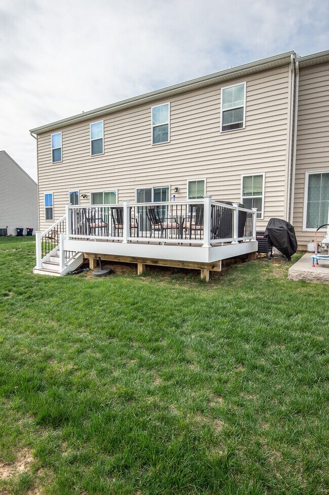 Building Photo - 351 Goodwick Dr