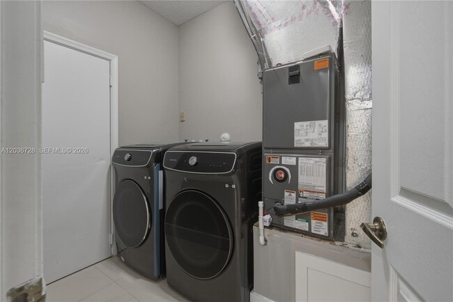 Building Photo - 5285 NW 112th Terrace